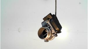 Gebruikte Gasklephuis Volkswagen Passat Variant (3C5) 1.8 TSI 16V Prijs € 25,00 Margeregeling aangeboden door Automaterialen Ronald Morien B.V.