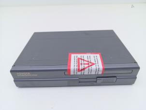 Gebruikte Navigatie computer Toyota Avensis Wagon (T25/B1E) 2.2 D-4D 16V D-CAT Prijs € 45,00 Margeregeling aangeboden door Automaterialen Ronald Morien B.V.