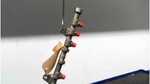 Gebruikte Brandstofverdeler Opel Corsa D 1.3 CDTi 16V ecoFLEX Prijs € 50,00 Margeregeling aangeboden door Automaterialen Ronald Morien B.V.