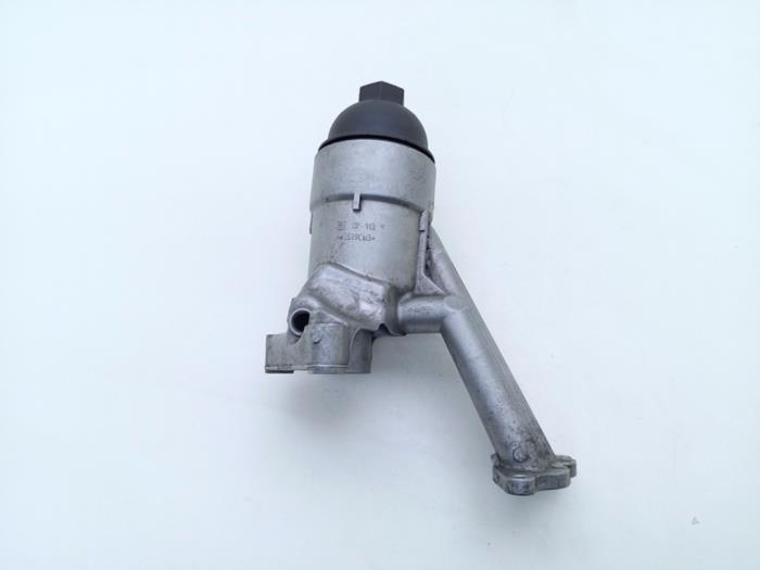 Gebruikte Oliefilterhuis Volkswagen Touareg (7LA/7L6) 4.2 FSI V8 40V Prijs € 40,00 Margeregeling aangeboden door Automaterialen Ronald Morien B.V.