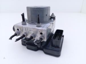 Gebruikte ABS Pomp Audi A1 (8X1/8XK) 1.2 TFSI Prijs € 75,00 Margeregeling aangeboden door Automaterialen Ronald Morien B.V.