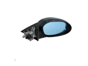 Gebruikte Buitenspiegel rechts BMW 3 serie Touring (E91) 330d 24V Prijs € 30,00 Margeregeling aangeboden door Automaterialen Ronald Morien B.V.