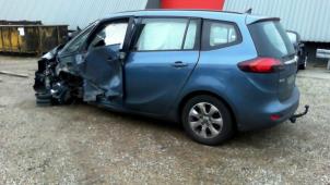 Gebruikte Dakrail set Opel Zafira Tourer (P12) 1.6 CDTI 16V ecoFLEX 136 Prijs € 100,00 Margeregeling aangeboden door Automaterialen Ronald Morien B.V.