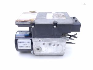 Gebruikte ABS Pomp Opel Signum (F48) 1.9 CDTI 16V Prijs € 35,00 Margeregeling aangeboden door Automaterialen Ronald Morien B.V.