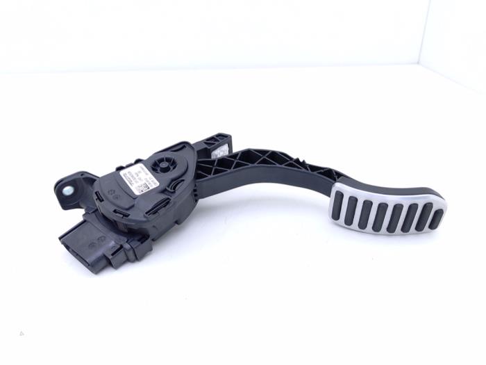Gebruikte Sensor Gaspedaalpositie Volvo V70 (BW) 2.0 D3/D4 20V Prijs € 25,00 Margeregeling aangeboden door Automaterialen Ronald Morien B.V.