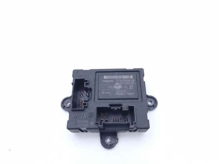 Gebruikte Computer Diversen Volvo V70 (BW) 2.0 D3/D4 20V Prijs € 50,00 Margeregeling aangeboden door Automaterialen Ronald Morien B.V.