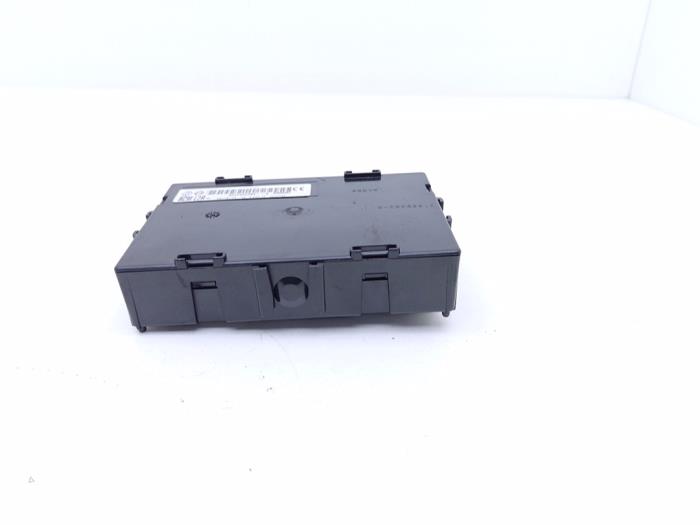 Computer Body Control van een Renault Clio III Estate/Grandtour (KR) 1.2 16V TCE 100 2008