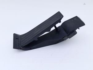 Gebruikte Gaspedaalpositie Sensor BMW 1 serie (E87/87N) 120d 16V Prijs € 20,00 Margeregeling aangeboden door Automaterialen Ronald Morien B.V.