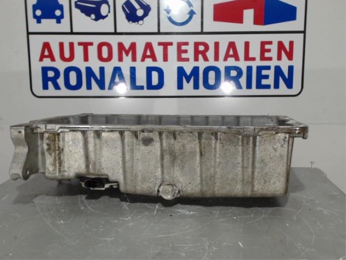 Gebruikte Carterpan Volkswagen Golf V Variant (1K5) 1.9 TDI Prijs € 35,00 Margeregeling aangeboden door Automaterialen Ronald Morien B.V.