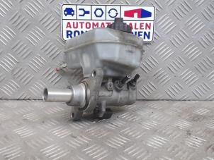 Gebruikte Hoofdremcilinder Volkswagen Passat Variant (365) 1.6 TDI 16V Bluemotion Prijs € 29,00 Margeregeling aangeboden door Automaterialen Ronald Morien B.V.