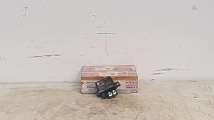 Gebruikte Relais Volkswagen Touareg (7LA/7L6) 5.0 TDI V10 Prijs € 25,00 Margeregeling aangeboden door Automaterialen Ronald Morien B.V.