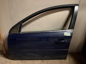Gebruikte Deur 4Deurs links-voor Opel Signum (F48) 3.0 CDTI V6 24V Prijs € 45,00 Margeregeling aangeboden door Automaterialen Ronald Morien B.V.