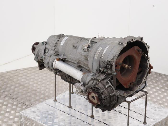 Versnellingsbak van een Audi A8 (D3) 4.2 TDI V8 32V Quattro 2006