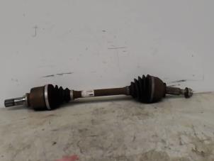 Gebruikte Steekas links-voor Renault Trafic New (FL) 2.0 dCi 16V 115 Prijs € 65,00 Margeregeling aangeboden door Automaterialen Ronald Morien B.V.