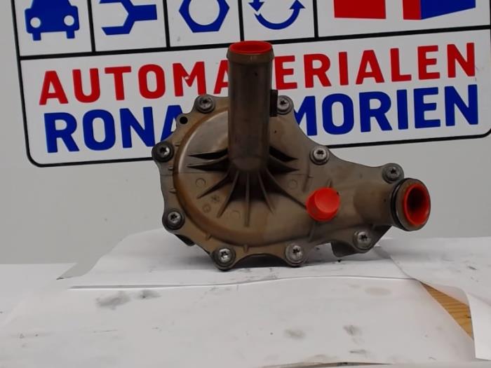 Gebruikte Waterpomp Ford Transit 2.2 TDCi 16V Euro 5 Prijs € 60,00 Margeregeling aangeboden door Automaterialen Ronald Morien B.V.