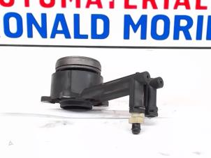 Gebruikte Druklager Ford Fiesta 6 (JA8) 1.0 EcoBoost 12V 100 Prijs op aanvraag aangeboden door Automaterialen Ronald Morien B.V.