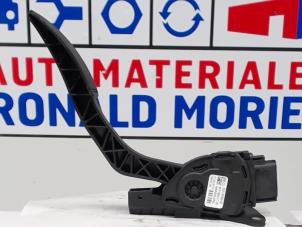 Gebruikte Gaspedaalpositie Sensor Ford Fiesta 6 (JA8) 1.0 EcoBoost 12V 100 Prijs € 14,95 Margeregeling aangeboden door Automaterialen Ronald Morien B.V.