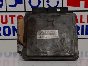 Gebruikte Computer Motormanagement Volkswagen Passat Variant (3C5) 2.0 TDI 16V 135 Prijs € 125,00 Margeregeling aangeboden door Automaterialen Ronald Morien B.V.