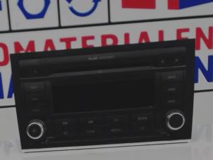 Gebruikte Radio CD Speler Audi A4 Prijs € 250,00 Margeregeling aangeboden door Automaterialen Ronald Morien B.V.