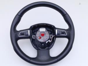 Gebruikte Stuurwiel Audi A5 Quattro (B8C/S) 3.0 TDI V6 24V Prijs € 49,00 Margeregeling aangeboden door Automaterialen Ronald Morien B.V.