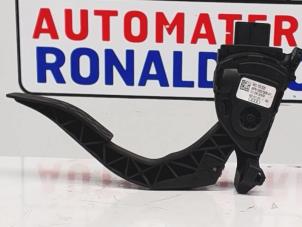 Gebruikte Sensor Gaspedaalpositie Audi A5 Quattro (B8C/S) 3.0 TDI V6 24V Prijs € 5,00 Margeregeling aangeboden door Automaterialen Ronald Morien B.V.