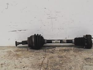 Gebruikte Steekas links-voor Volkswagen Fox (5Z) 1.4 TDI Prijs € 25,00 Margeregeling aangeboden door Automaterialen Ronald Morien B.V.