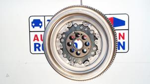 Gebruikte Vliegwiel dubbele massa Volkswagen Golf VII (AUA) 2.0 R 4Motion 16V Prijs € 149,00 Inclusief btw aangeboden door Automaterialen Ronald Morien B.V.