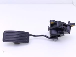 Gebruikte Sensor Gaspedaalpositie Renault Koleos I 2.0 dCi 16V Prijs € 25,00 Margeregeling aangeboden door Automaterialen Ronald Morien B.V.