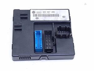 Gebruikte Sam module Audi A8 (D3) 4.2 TDI V8 32V Quattro Prijs € 45,00 Margeregeling aangeboden door Automaterialen Ronald Morien B.V.