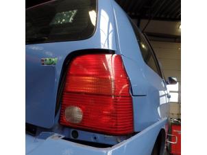 Gebruikte Achterlicht rechts Volkswagen Lupo (6X1) 1.2 TDI 3L Prijs € 15,00 Margeregeling aangeboden door Automaterialen Ronald Morien B.V.