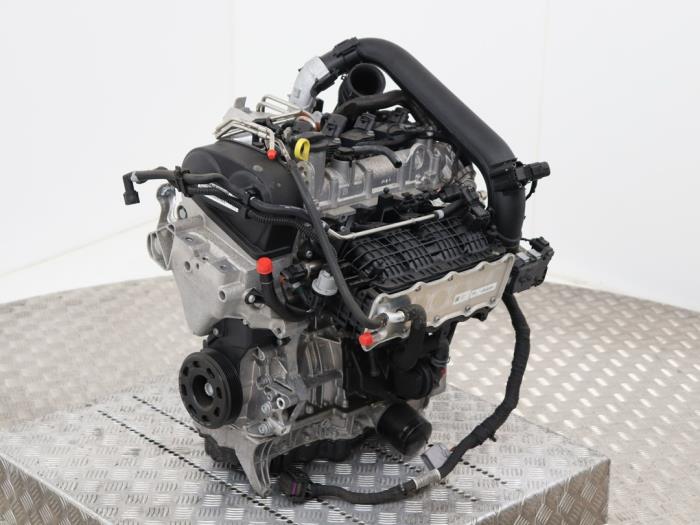 Motor van een Volkswagen Golf VI Cabrio (1K) 1.4 TSI 16V 2015