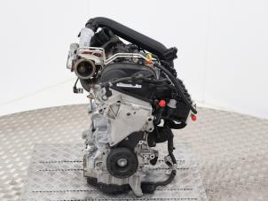 Motor van een Volkswagen Golf VI Cabrio (1K) 1.4 TSI 16V 2015