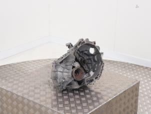 Nieuwe Versnellingsbak Volkswagen Golf Prijs € 1.028,50 Inclusief btw aangeboden door Automaterialen Ronald Morien B.V.