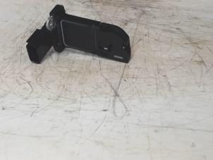 Gebruikte Luchtmassameter Ford Focus 3 1.0 Ti-VCT EcoBoost 12V 100 Prijs € 15,00 Margeregeling aangeboden door Automaterialen Ronald Morien B.V.