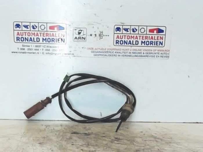 Gebruikte Uitlaat temperatuursensor Volkswagen Touran (1T3) 2.0 TDI 16V 140 Prijs € 35,00 Margeregeling aangeboden door Automaterialen Ronald Morien B.V.