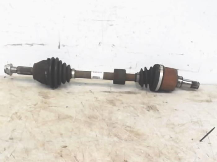 Gebruikte Steekas links-voor Ford Fiesta 6 (JA8) 1.6 TDCi 16V 95 Prijs € 35,00 Margeregeling aangeboden door Automaterialen Ronald Morien B.V.