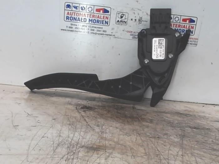 Gebruikte Gaspedaalpositie Sensor Opel Insignia 2.0 CDTI 16V 130 Ecotec Prijs € 14,95 Margeregeling aangeboden door Automaterialen Ronald Morien B.V.