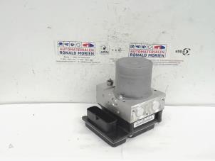 Gebruikte ABS Pomp Audi A4 Avant (B8) 2.0 TDI 16V Prijs € 165,00 Margeregeling aangeboden door Automaterialen Ronald Morien B.V.