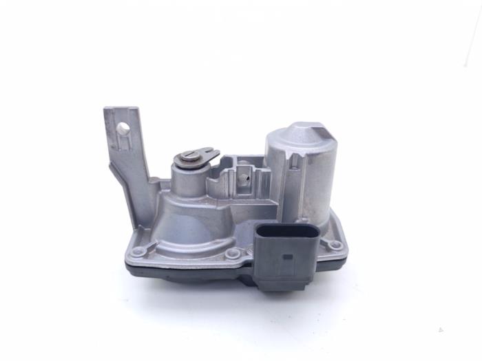 Gebruikte Uitlaat gasklep (EGR) Volkswagen Golf VII (AUA) 1.6 TDI 16V Prijs € 54,99 Inclusief btw aangeboden door Automaterialen Ronald Morien B.V.