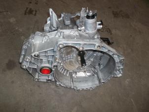 Gebruikte Versnellingsbak Opel Zafira Tourer (P12) 2.0 CDTI 16V 130 Ecotec Prijs € 1.550,00 Margeregeling aangeboden door Automaterialen Ronald Morien B.V.