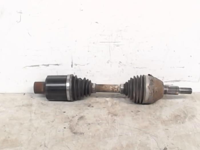 Gebruikte Steekas links-voor Opel Antara (LA6) 2.2 CDTI 16V 4x4 Prijs € 75,00 Margeregeling aangeboden door Automaterialen Ronald Morien B.V.