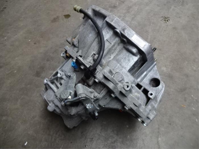 Gebruikte Versnellingsbak Renault Megane II Grandtour (KM) 1.9 dCi 120 Prijs € 100,00 Margeregeling aangeboden door Automaterialen Ronald Morien B.V.