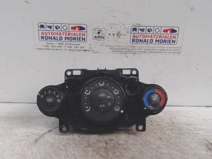 Gebruikte Chaufage Bedieningspaneel Ford Fiesta 6 (JA8) 1.0 EcoBoost 12V 125 Prijs € 39,00 Margeregeling aangeboden door Automaterialen Ronald Morien B.V.