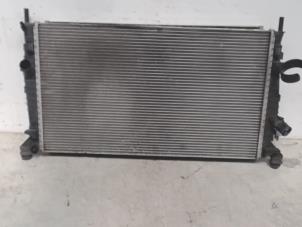 Gebruikte Radiateur Volvo C30 (EK/MK) 1.6 D 16V Prijs € 30,00 Margeregeling aangeboden door Automaterialen Ronald Morien B.V.