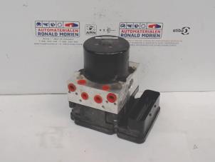 Gebruikte ABS Pomp Ford C-Max (DXA) 2.0 TDCi 16V Prijs € 125,00 Margeregeling aangeboden door Automaterialen Ronald Morien B.V.
