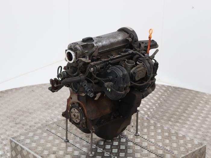 Gebruikte Motor Volkswagen Polo III (6N1) 1.4i 60 Prijs € 150,00 Margeregeling aangeboden door Automaterialen Ronald Morien B.V.