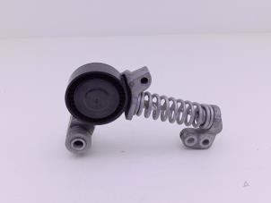 Gebruikte Spanrol Multiriem Volvo XC60 I (DZ) 2.0 D4 16V Prijs € 40,00 Margeregeling aangeboden door Automaterialen Ronald Morien B.V.