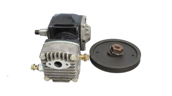 Compressor van een Iveco New Daily IV 60C15V 2009