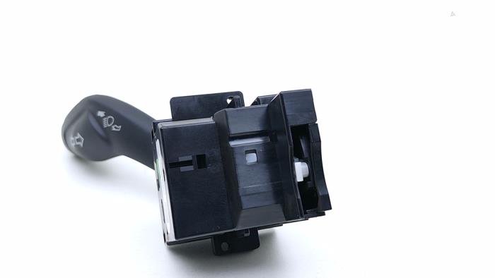 Richtingaanwijzer Schakelaar van een Ford C-Max (DXA) 2.0 TDCi 16V 2014