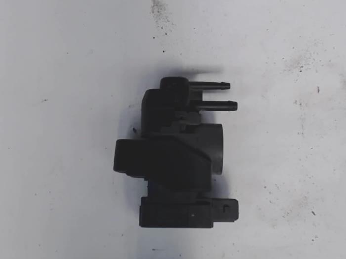 Gebruikte Turbo Overdrukklep Opel Vivaro A 2.0 CDTI Prijs € 29,95 Margeregeling aangeboden door Automaterialen Ronald Morien B.V.